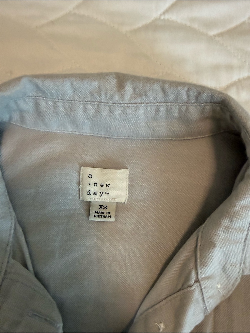 Target Button down Top - Picture 3 of 4